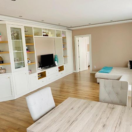 La Maison De Macarons, Your Sweet Home In Cluj ภายนอก รูปภาพ