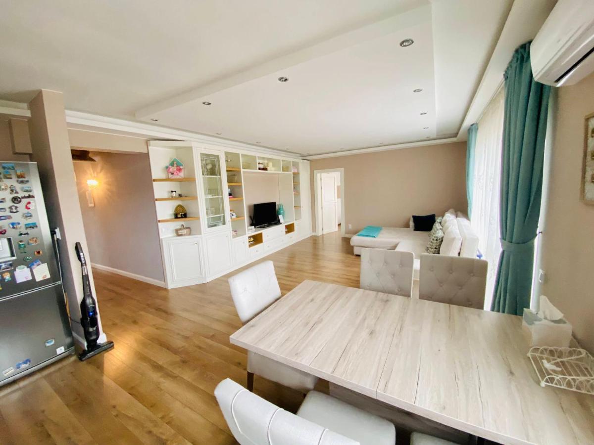 La Maison De Macarons, Your Sweet Home In Cluj ภายนอก รูปภาพ